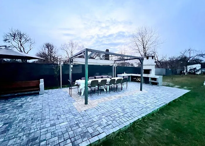Garden Villa